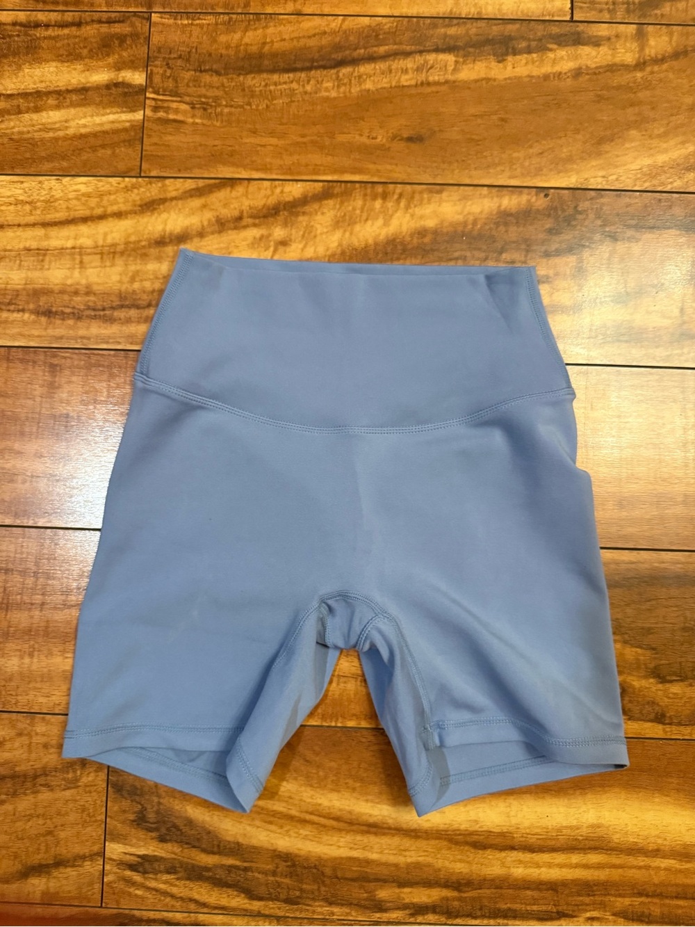 PARAGON Sculptseam® Plus High-Rise Shorts in Dusty blue